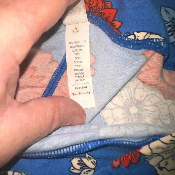 Lularoe TC royal blue floral flag Americana leggings . NWT. Stunning!! - Picture 3 of 5